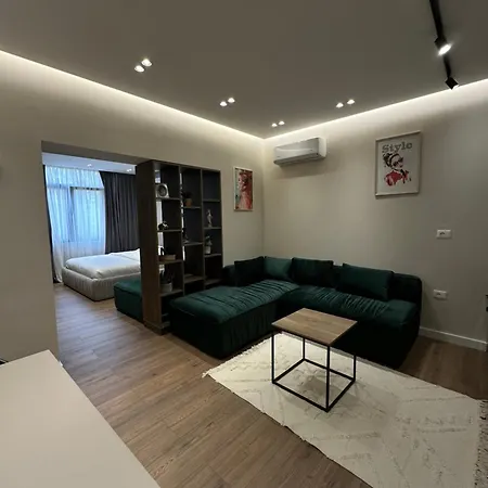 Lux Apartment Tirana